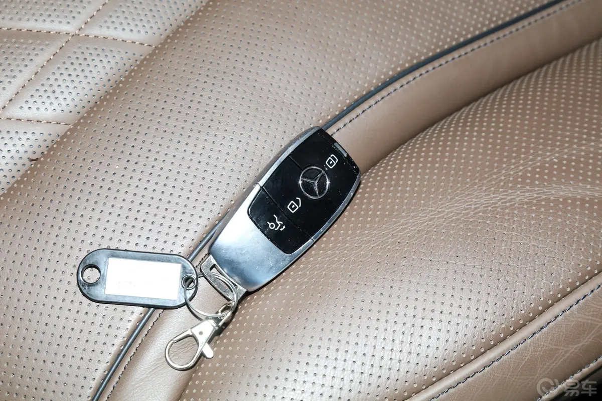 Lorinser MAYBACH S级LS85 双拼限量版 5座钥匙正面