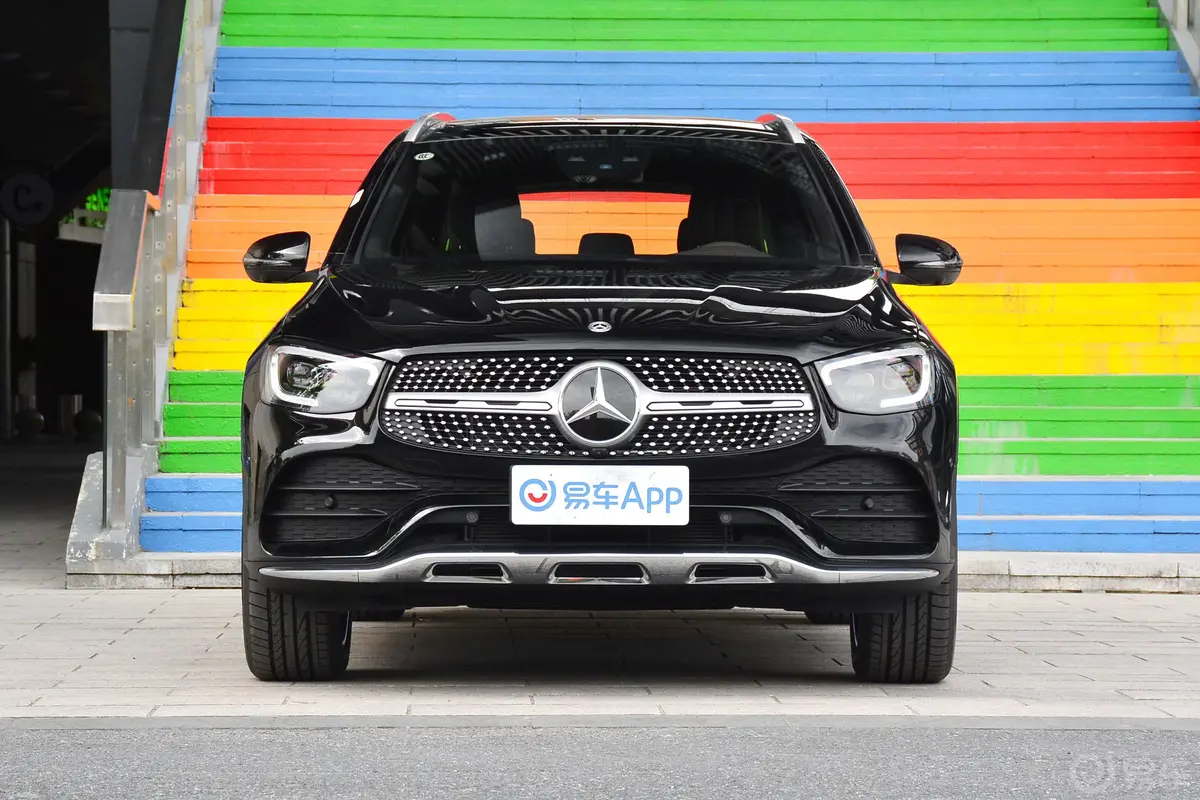 奔驰GLCGLC 300 L 4MATIC 豪华型正前水平