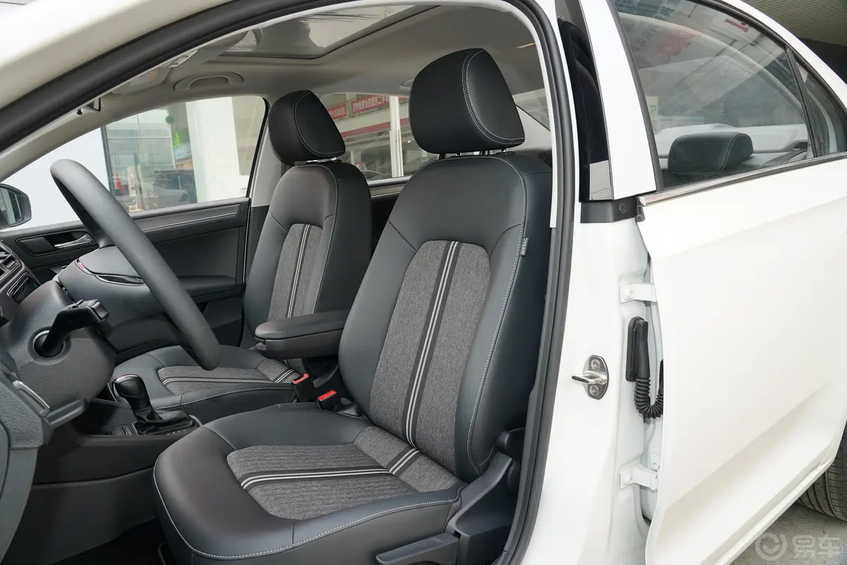 桑塔纳1.5L 自动 舒适版驾驶员座椅