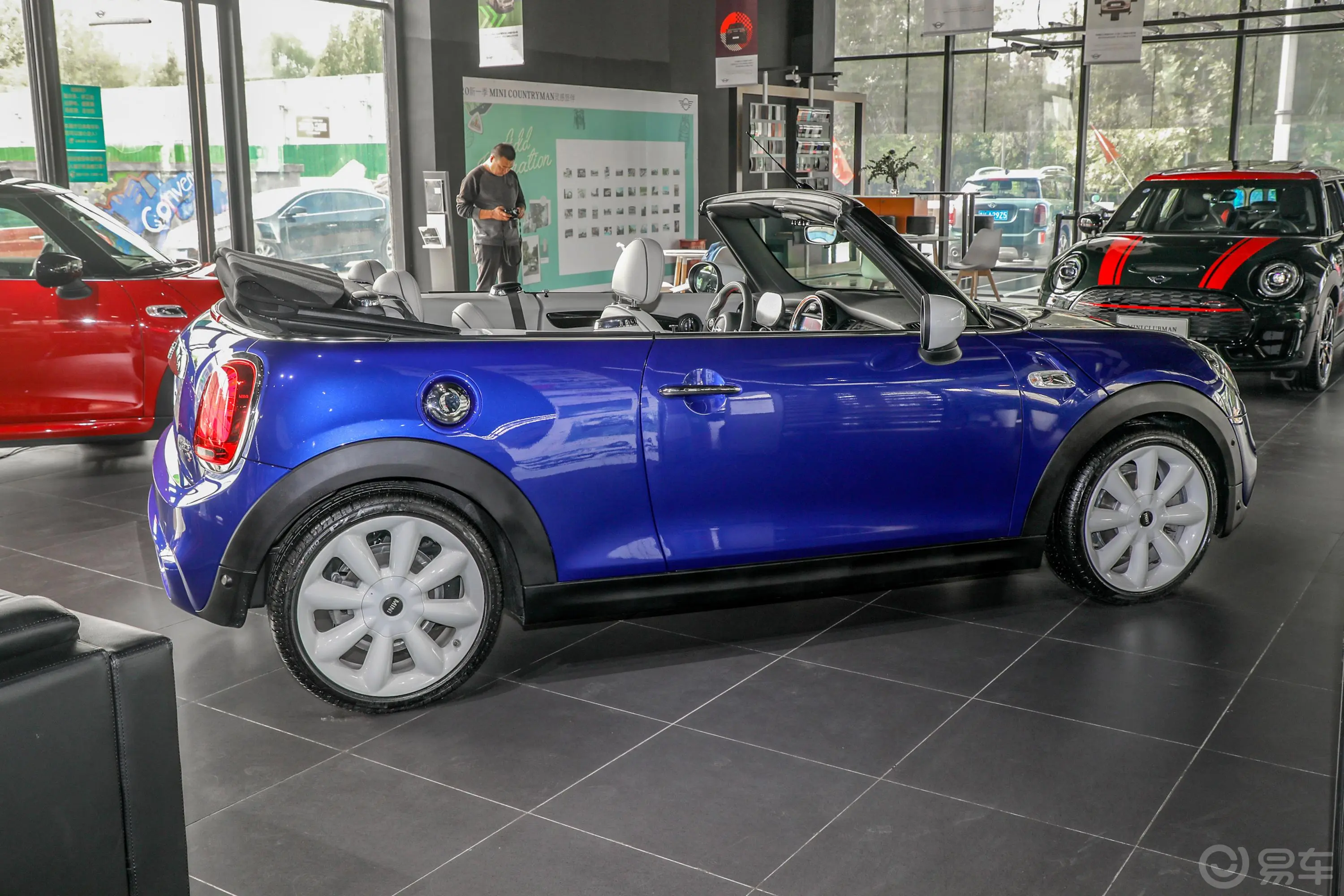 MINI CABRIO2.0T COOPER S CABRIO 艺术家外观