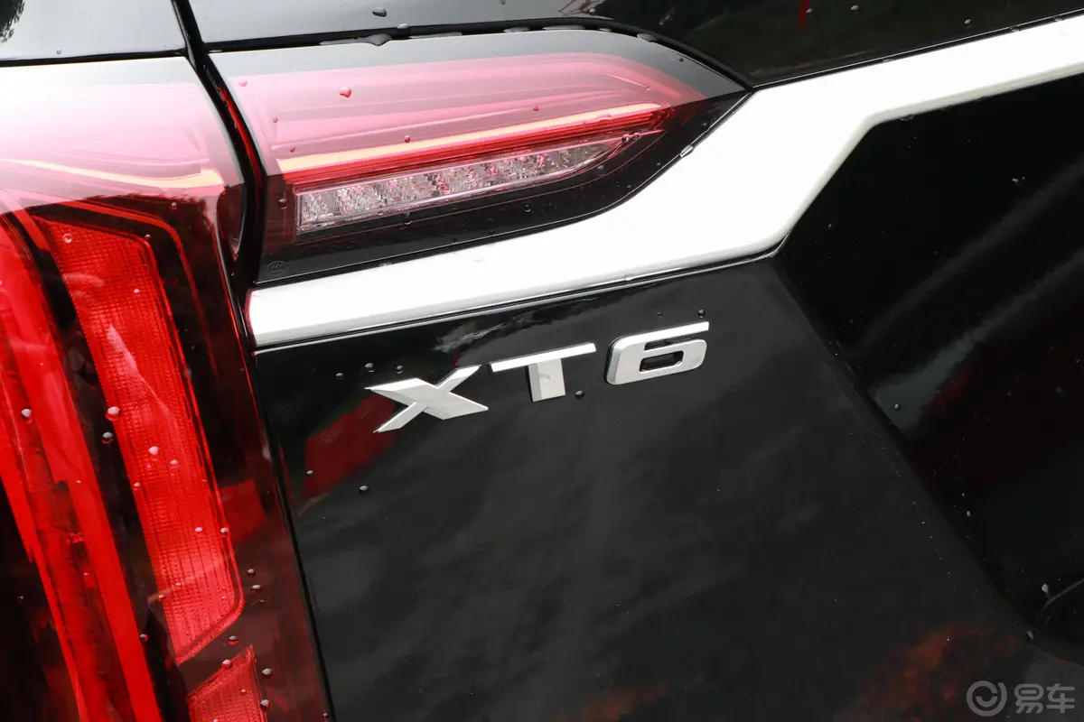 凯迪拉克XT628T 两驱 豪华型 7座外观