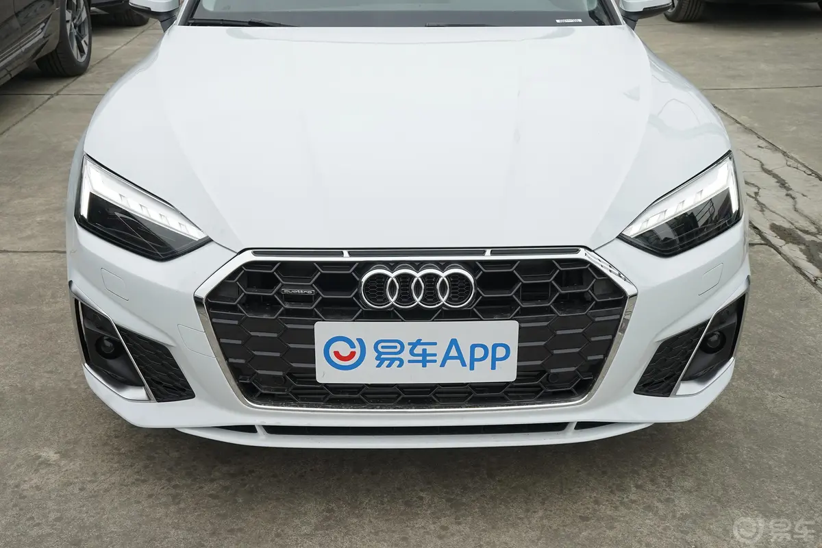 奥迪A5Sportback 45TFSI quattro 臻选动感型外观