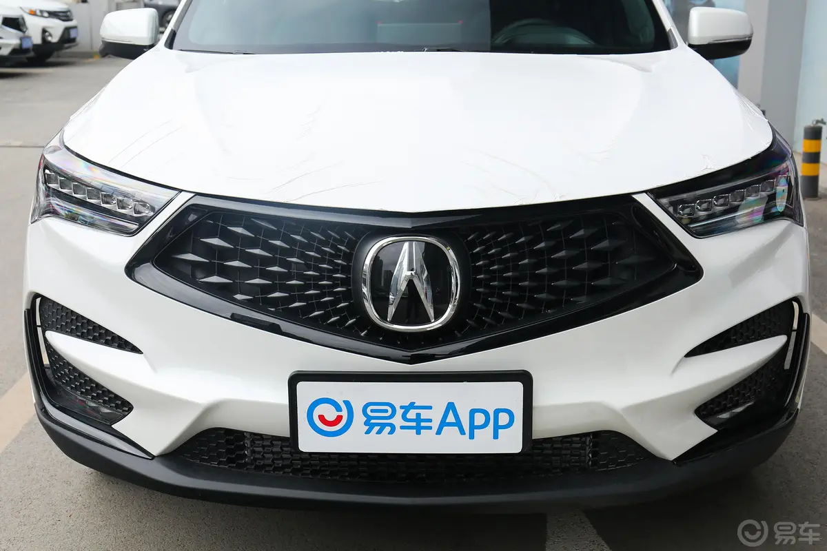 讴歌RDX2.0T 两驱 尊享·A-Spec运动款外观