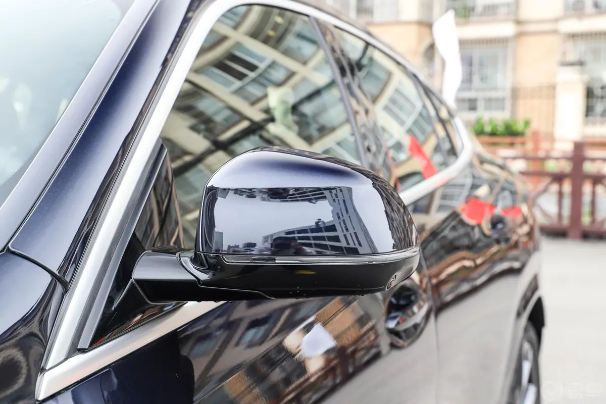 宝马X6xDrive40i 尊享型 M运动套装主驾驶后视镜背面