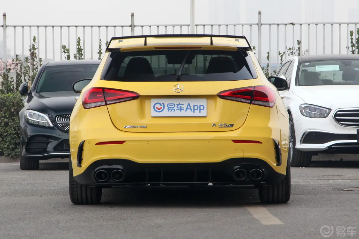 奔驰A级 AMG(进口)AMG A 45 S 4MATIC+正后水平