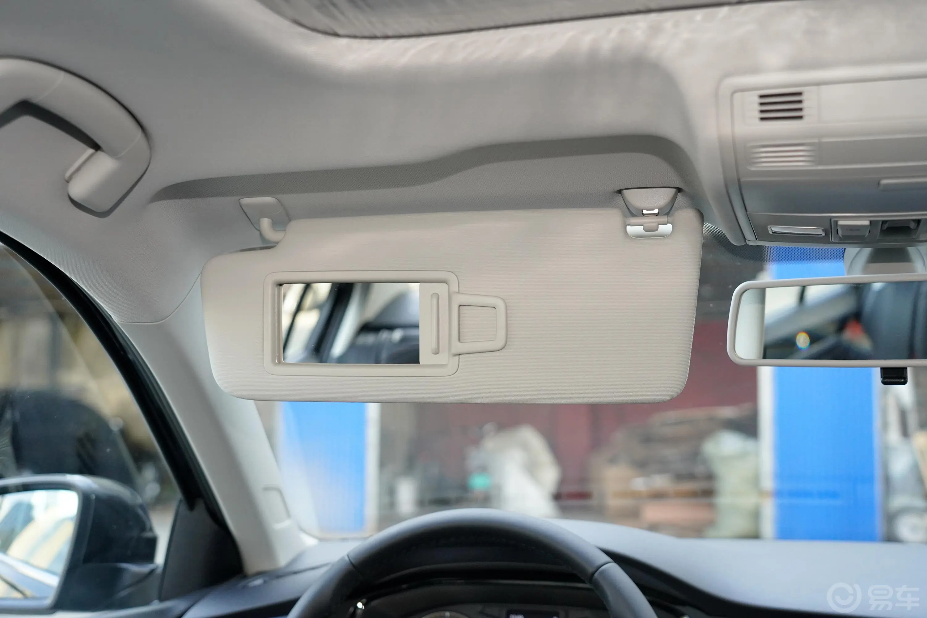 宝来1.5L 自动精英智联版驾驶位遮阳板