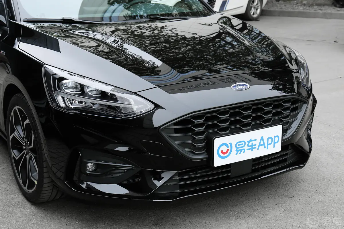 福克斯两厢 EcoBoost 180 自动ST Line外观