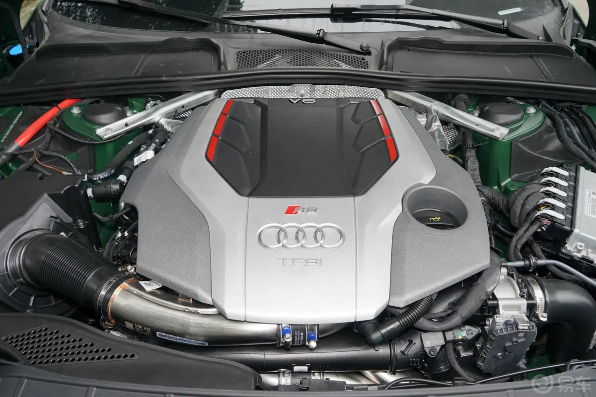 奥迪RS 52.9T Coupe 黑曜版外观