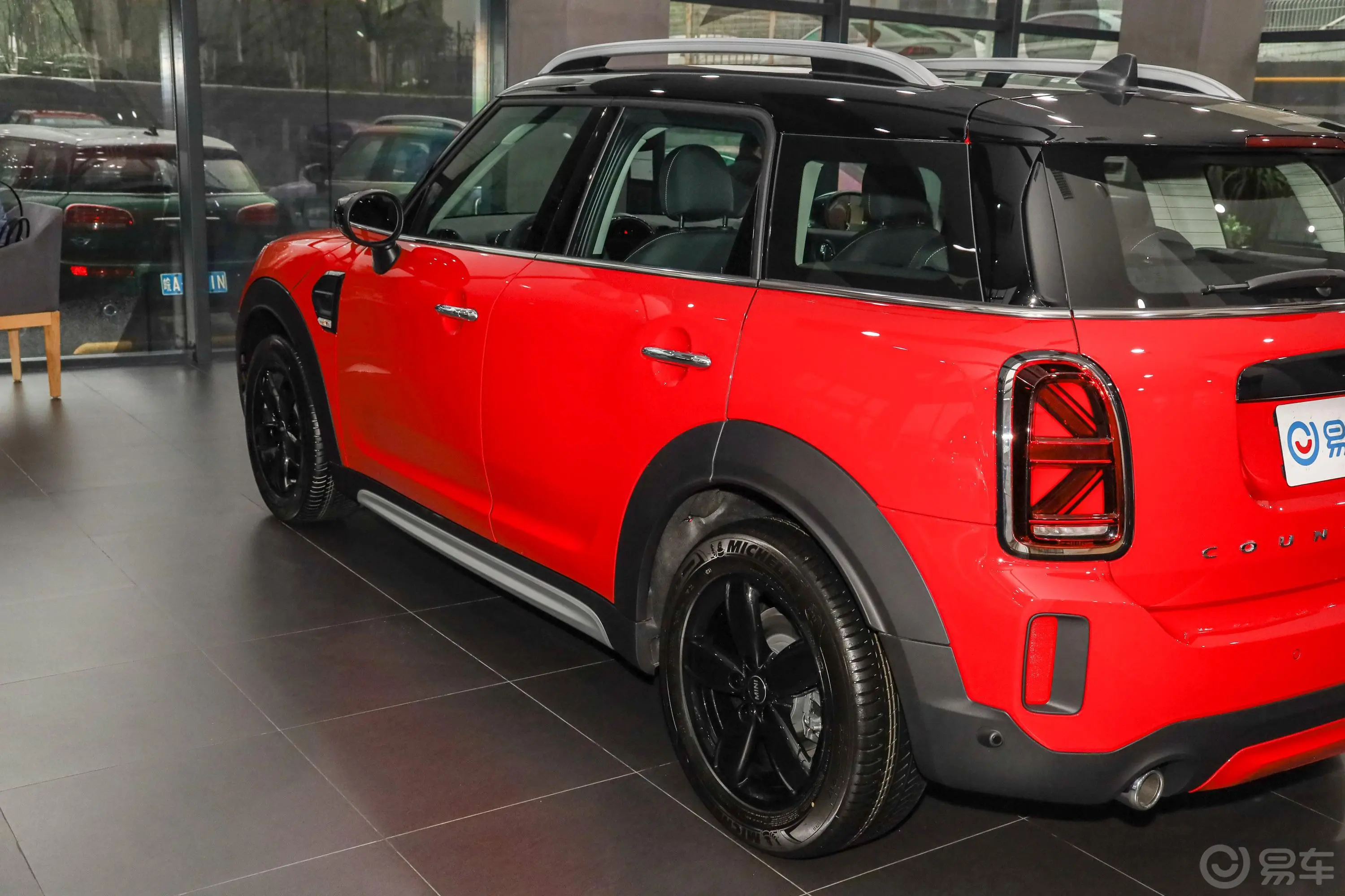 MINI COUNTRYMAN1.5T COOPER外观