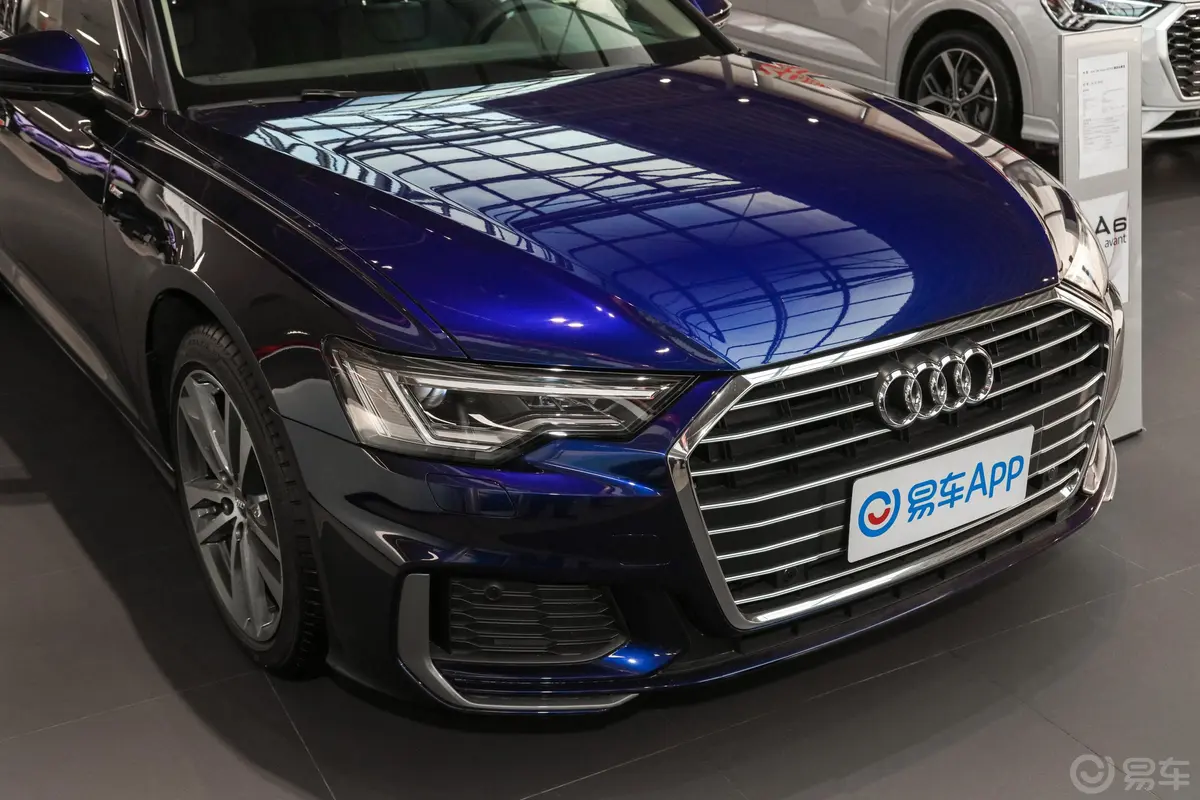 奥迪A6Avant 先锋派 45 TFSI 臻选动感型外观