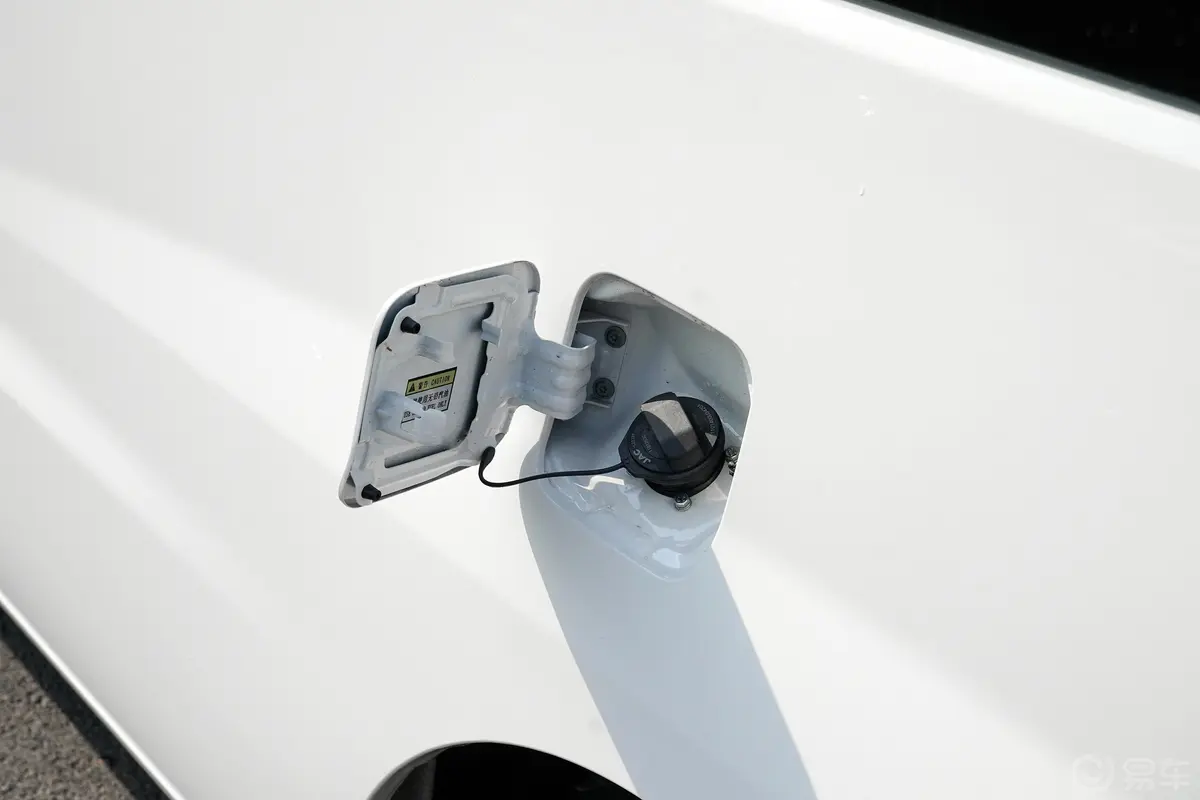 瑞风M4悦享系列 2.0L 手动 舒适型 汽油 国VI油箱盖