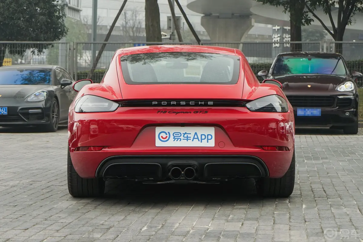 保时捷718Cayman GTS 2.5T正后水平