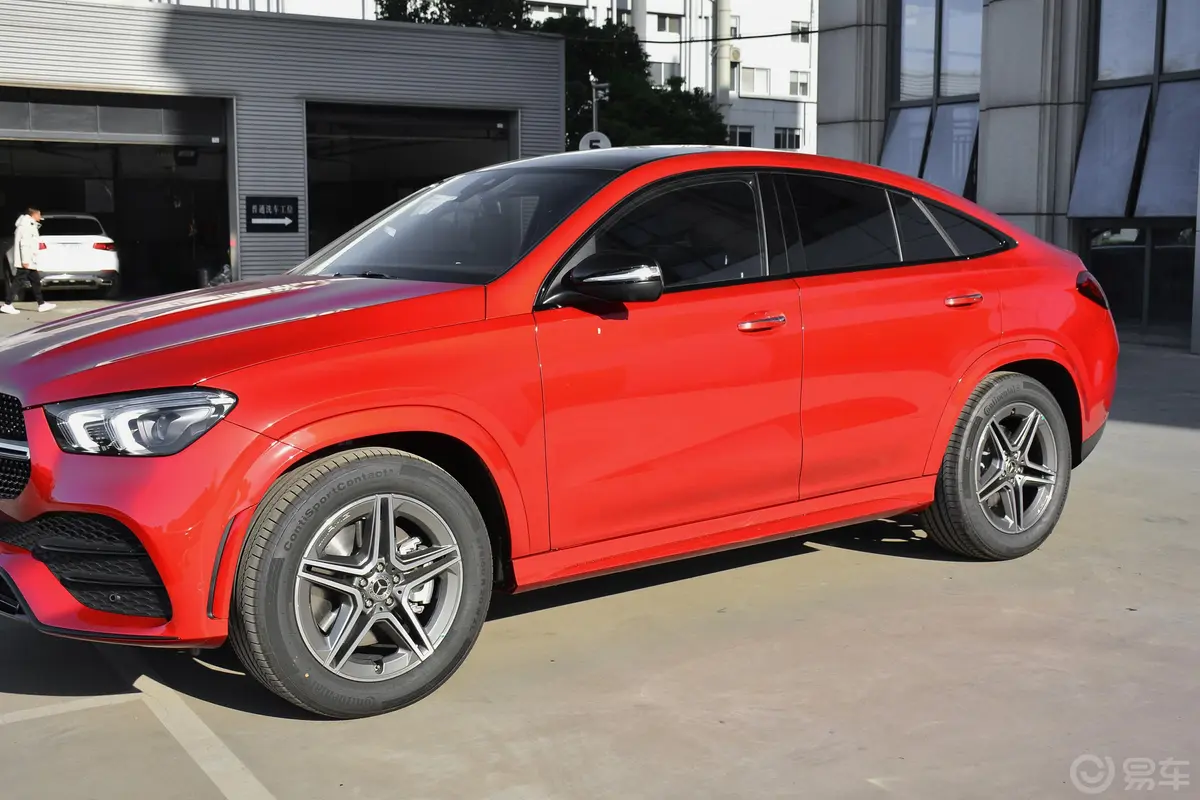 奔驰GLE轿跑GLE 450 4MATIC 轿跑SUV 时尚型外观