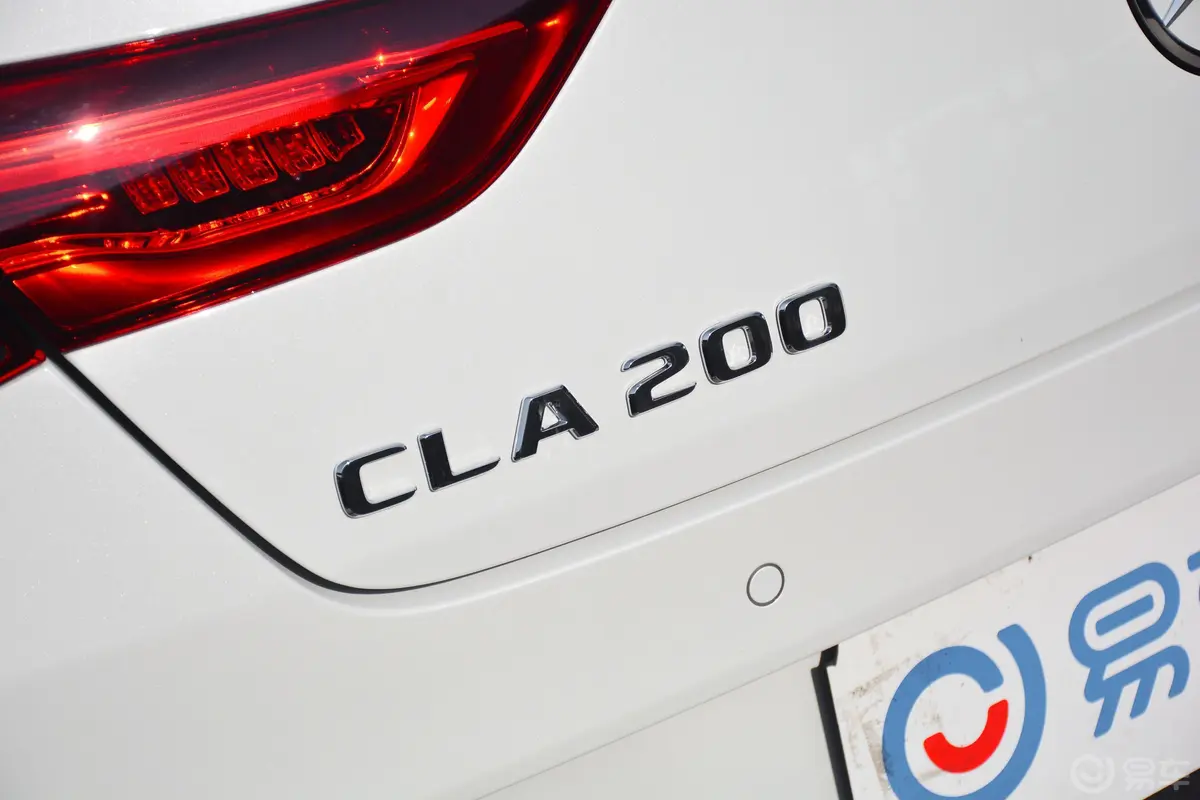 奔驰CLA级CLA 200外观