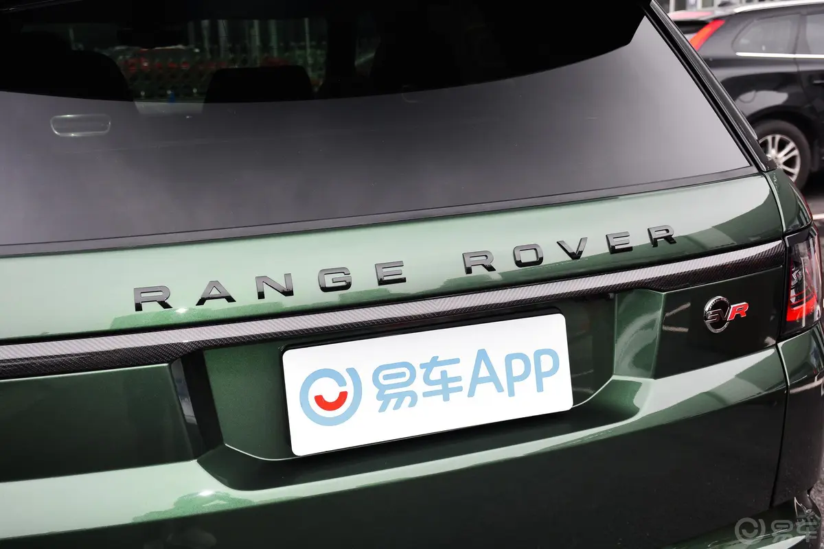 揽胜运动版5.0  V8 SVR 竞速绿定制版外观