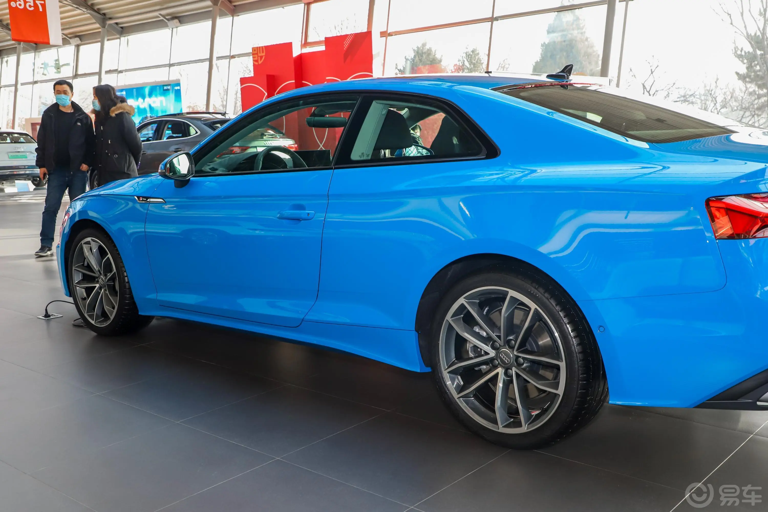 奥迪A5Coupe 45TFSI quattro 臻选动感型外观