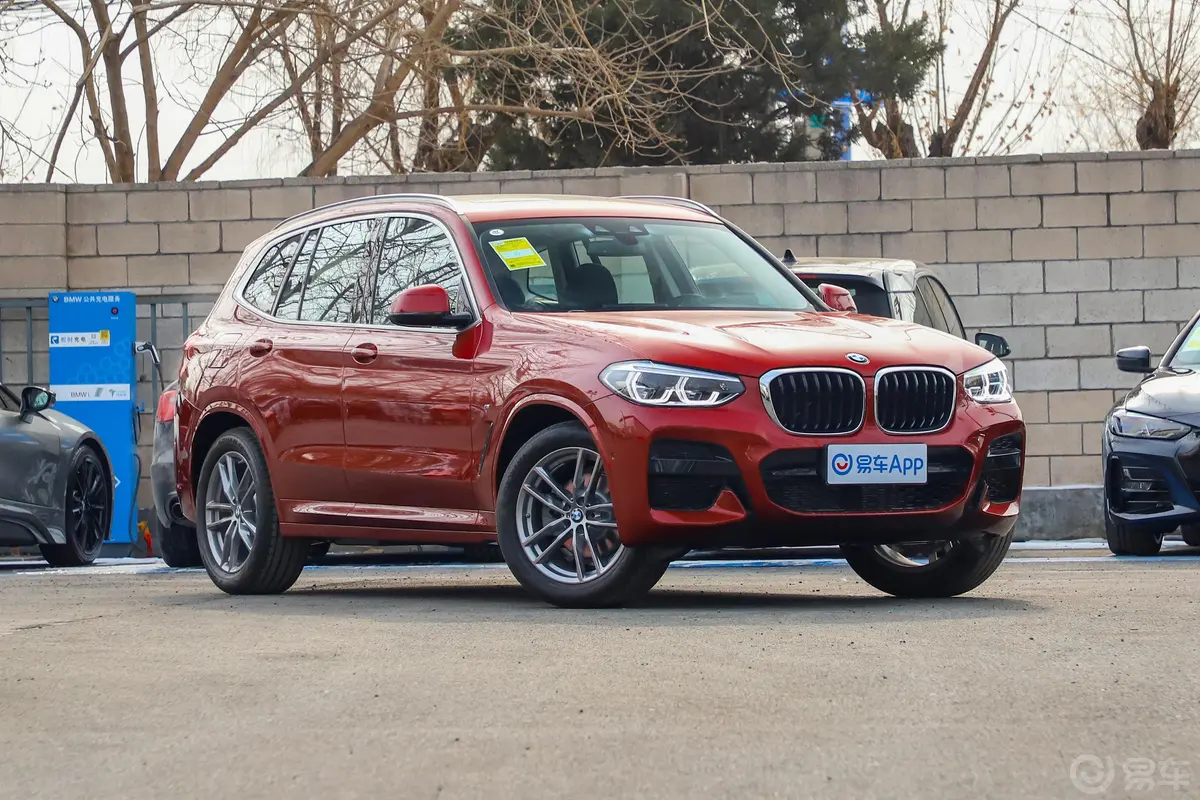 宝马X3xDrive 28i M运动套装外观