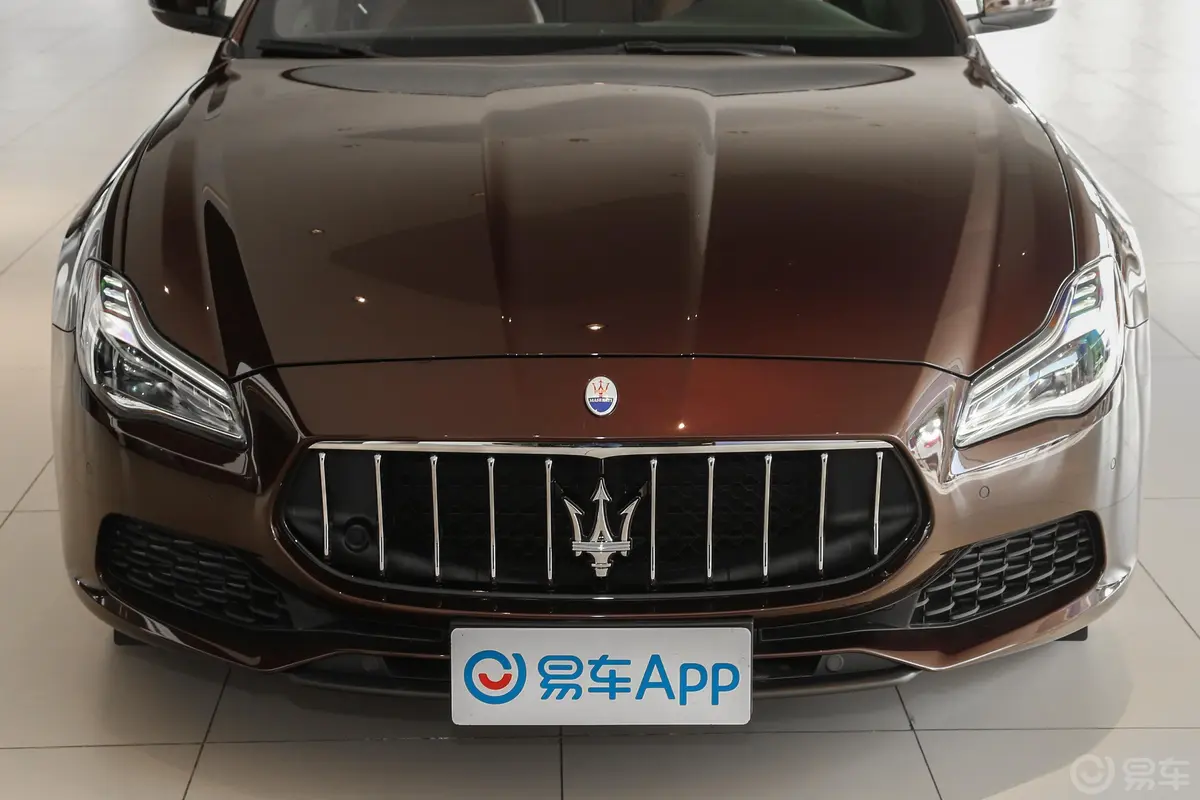 Quattroporte3.0T 标准版外观细节