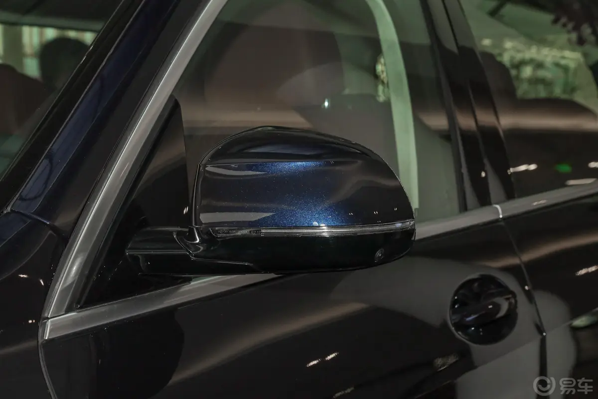 宝马X7xDrive40i 行政型 M运动套装主驾驶后视镜背面