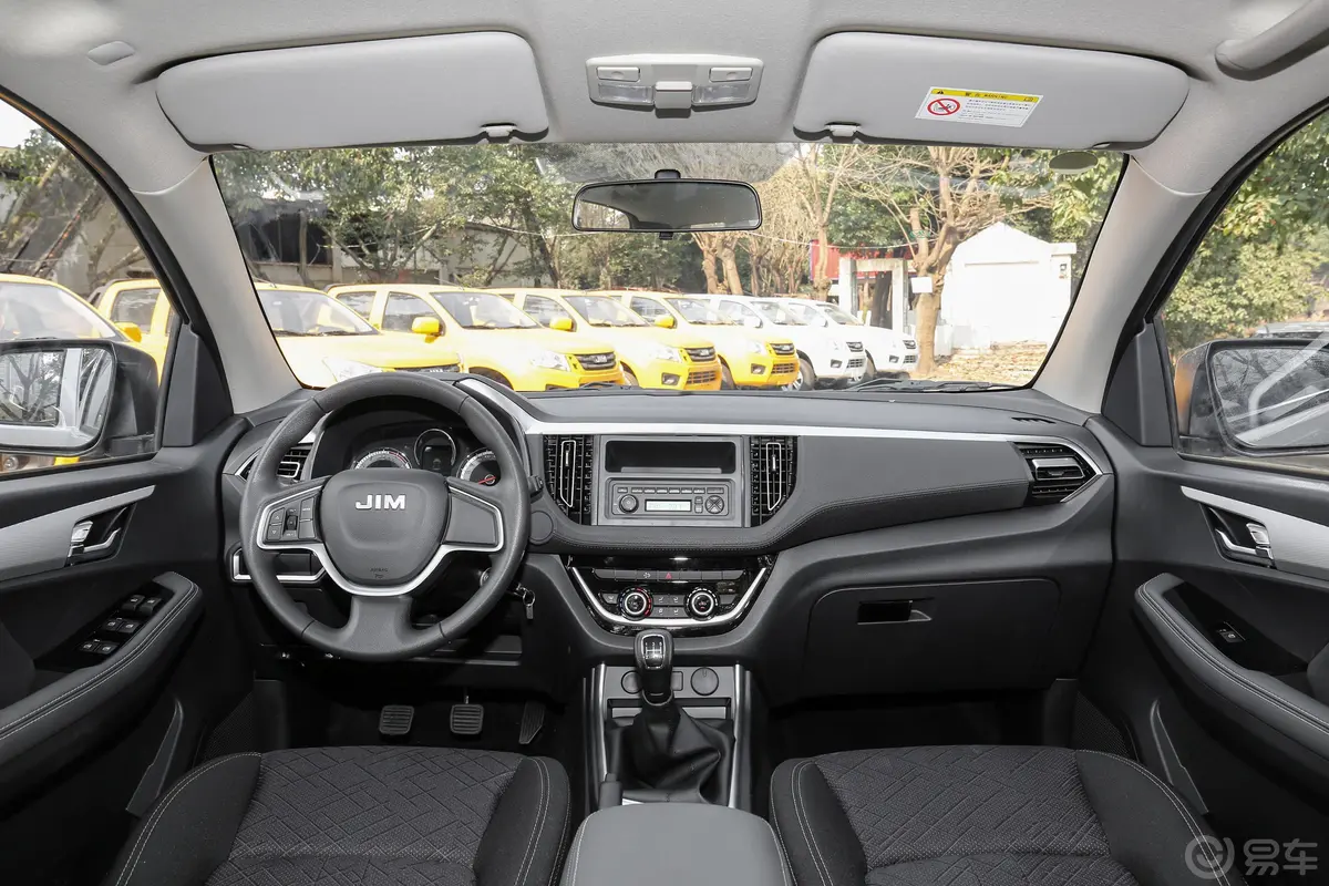 瑞迈2.8T 手动 四驱 加长舒适版 柴油车窗调节整体