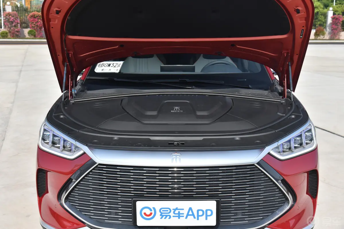 宋PLUS新能源DM-i 1.5L 两驱旗舰PLUS发动机舱整体