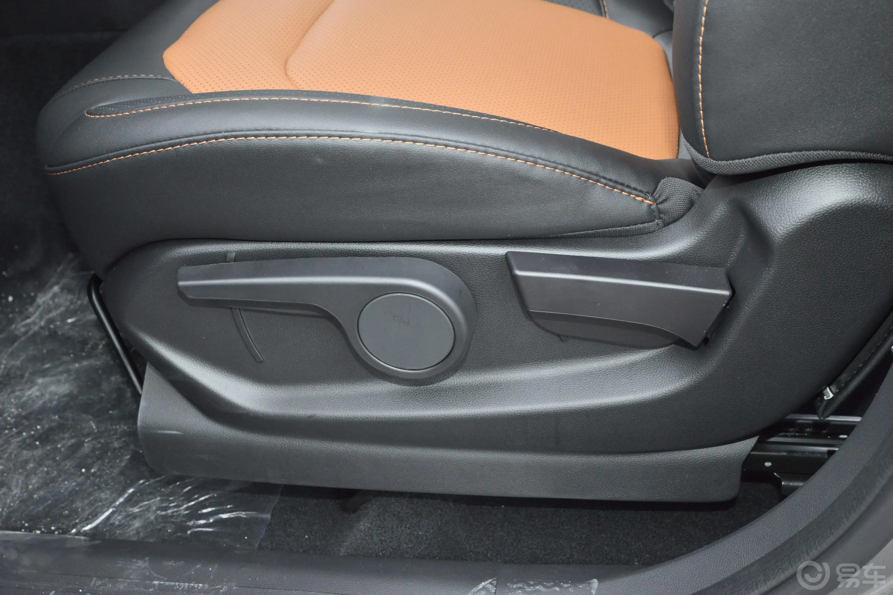 五菱宏光S31.5L 手动 舒适型 国VI主驾座椅调节