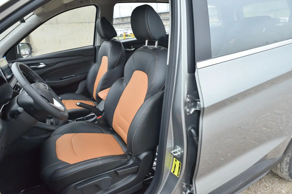 五菱宏光S31.5L 手动 舒适型 国VI驾驶员座椅