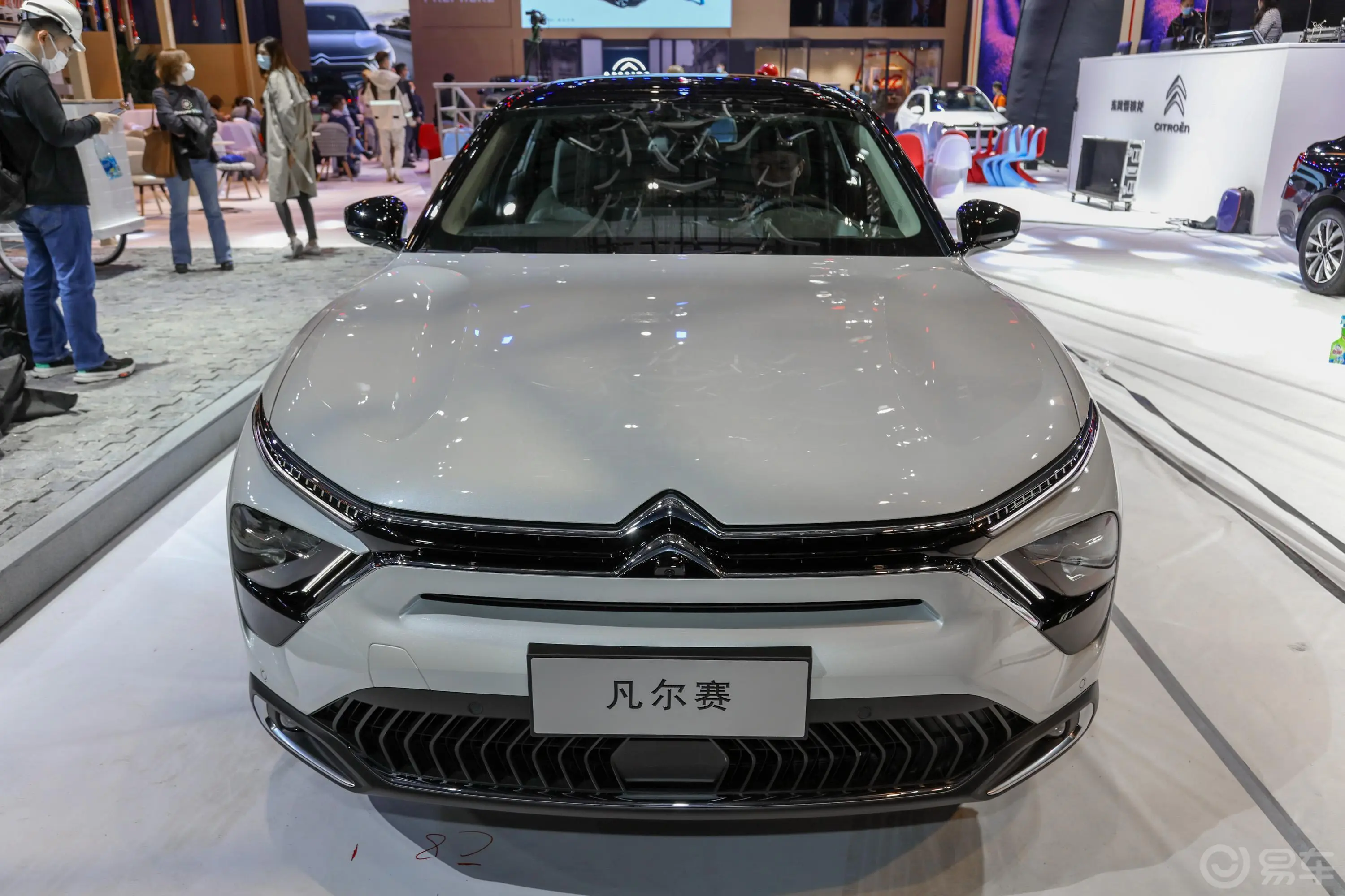 凡尔赛C5 X