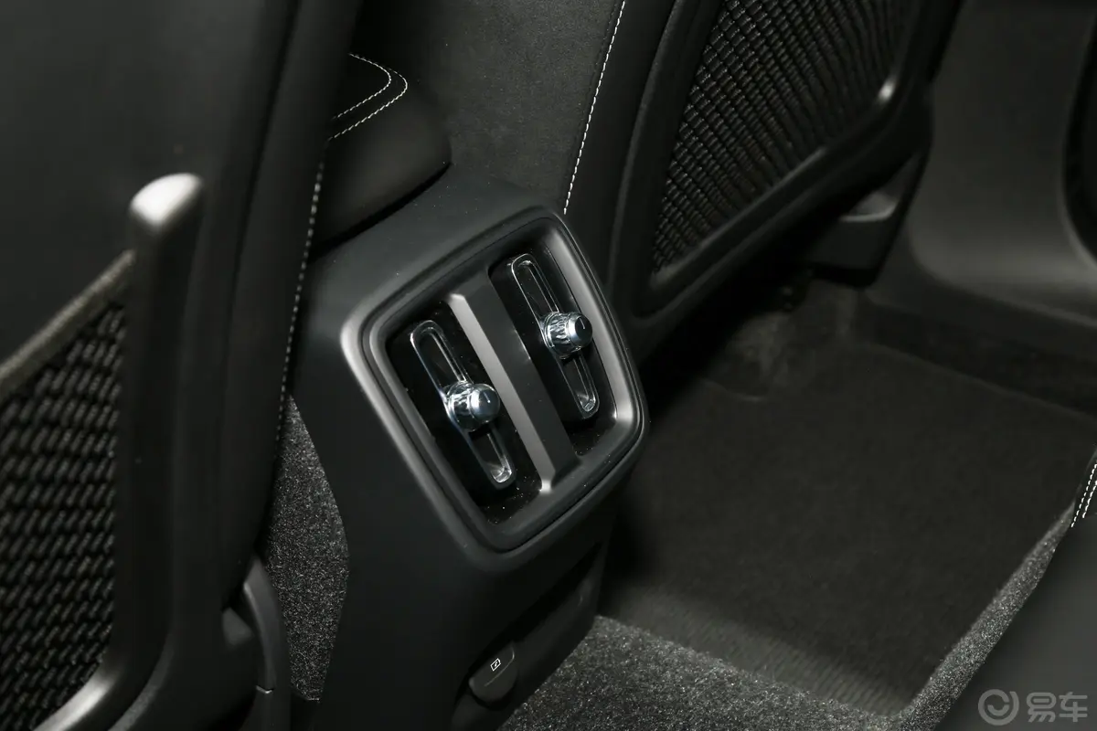 沃尔沃XC40新能源