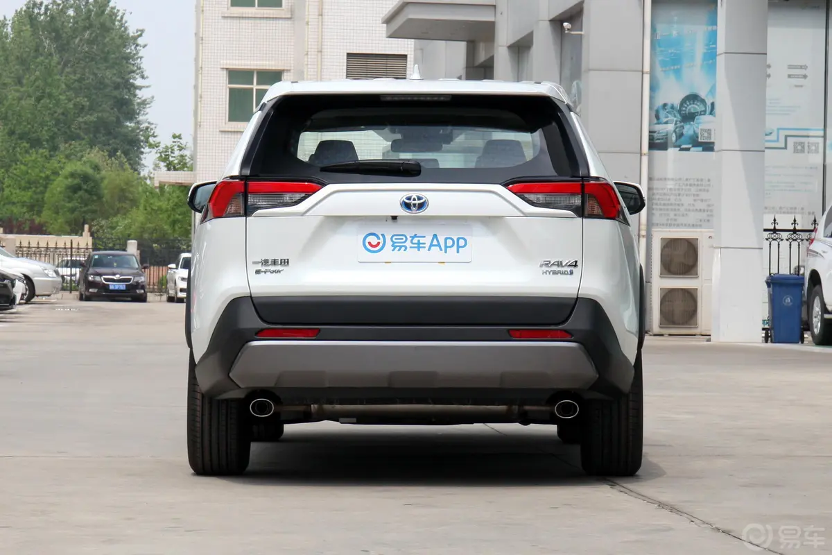 RAV4荣放双擎 2.5L E-CVT 四驱 精英Plus版侧后45度车头向右水平