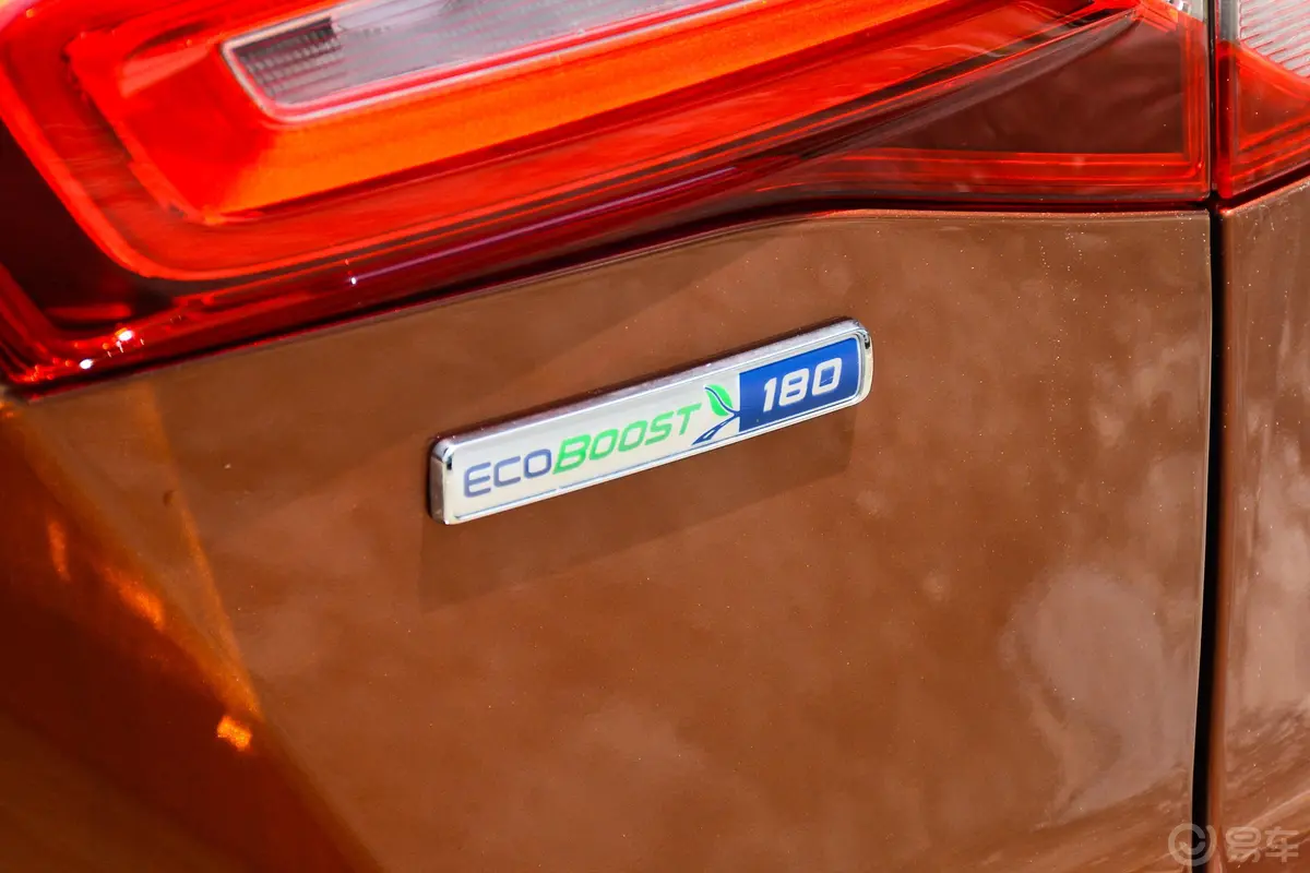 福克斯猎装版 EcoBoost 180 自动猎潮型外观