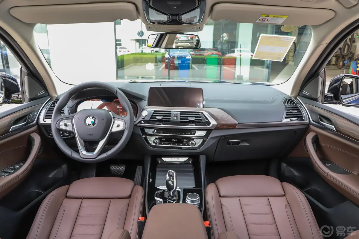 宝马X3改款 xDrive 28i 豪华套装车窗调节整体