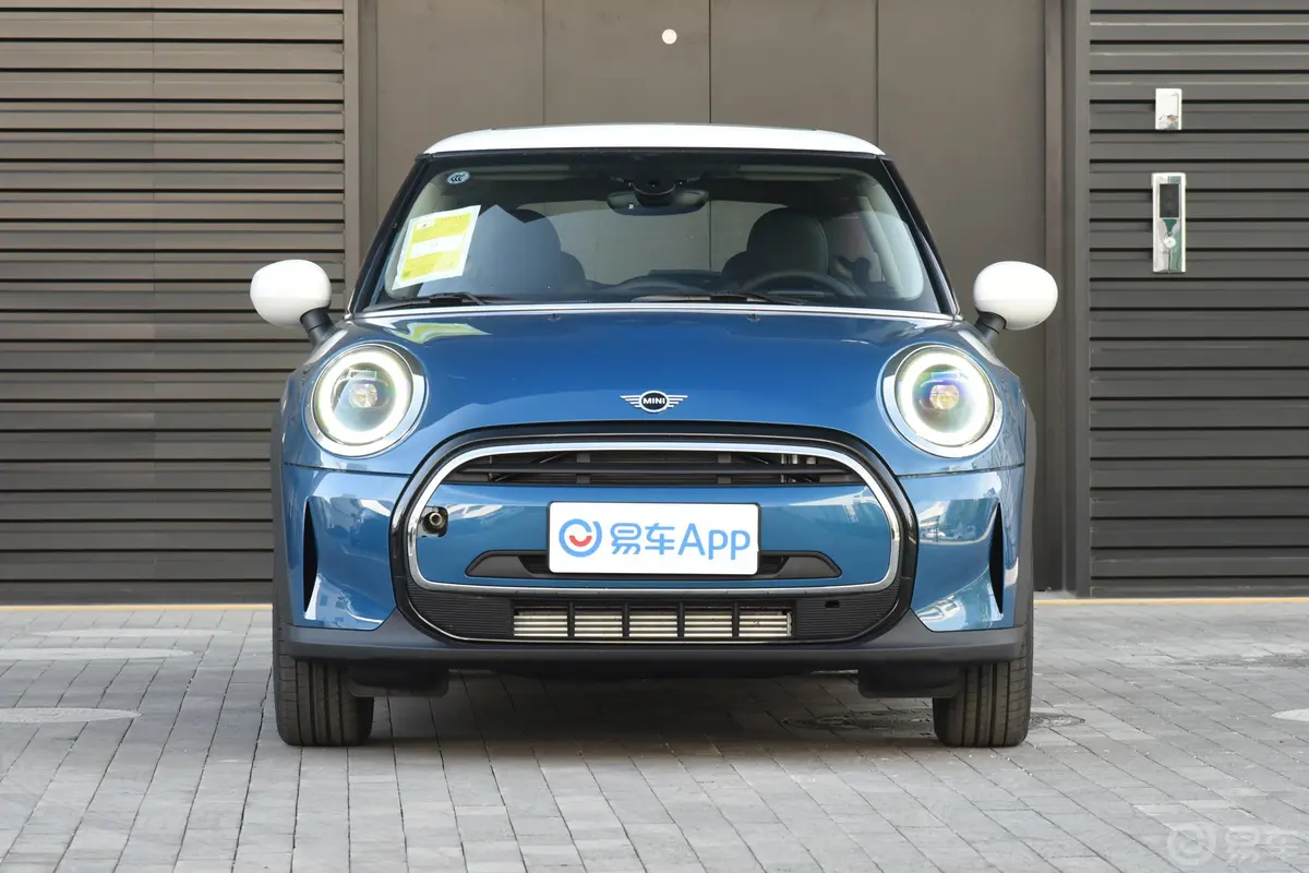 MINI1.5T COOPER 经典派正前水平