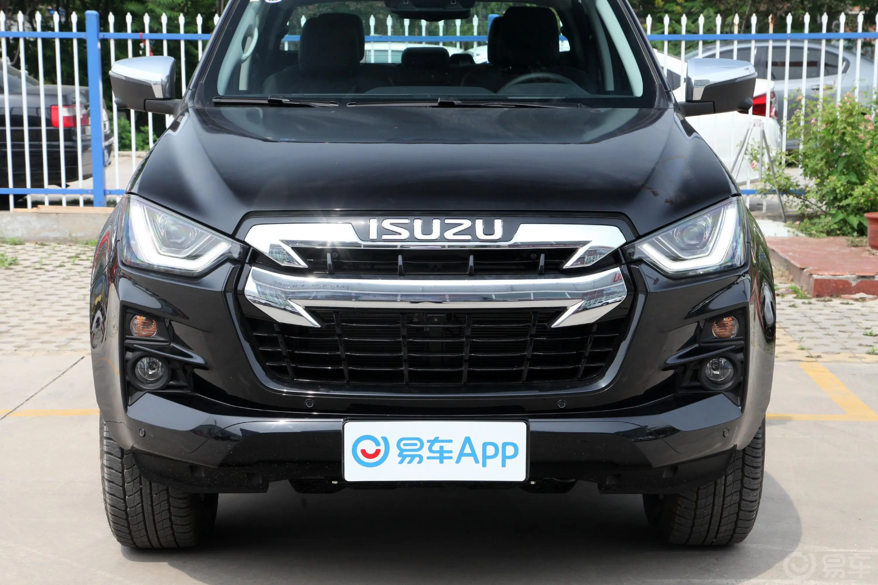 D-MAX1.9T 自动四驱Global引领型外观细节