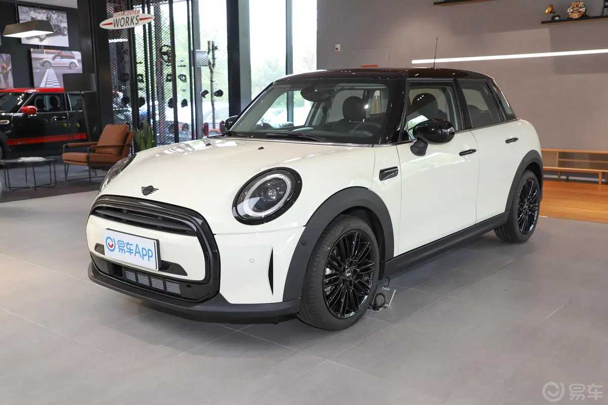 MINI1.5T COOPER 艺术家 五门版外观