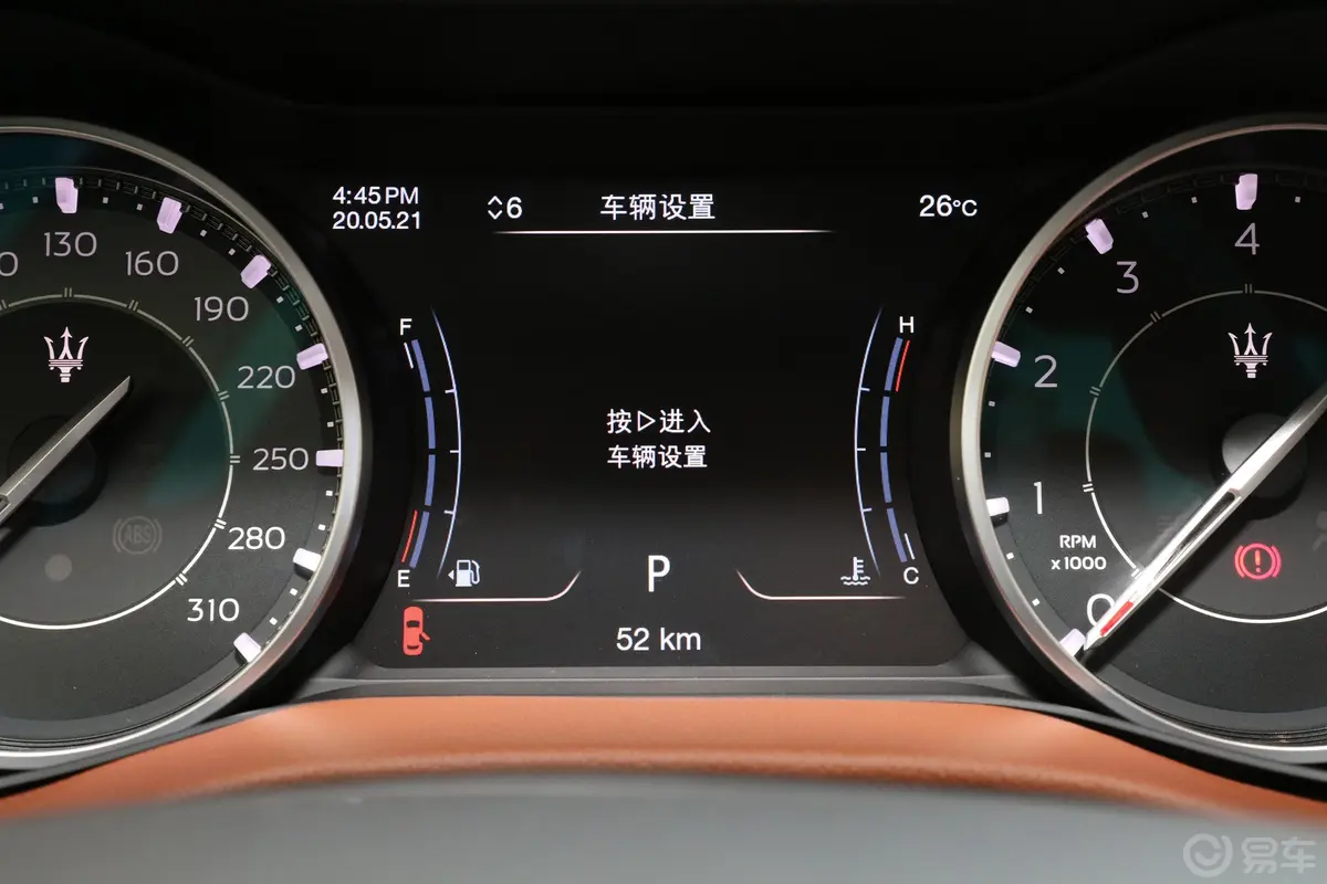 Ghibli3.0T GranSport内饰