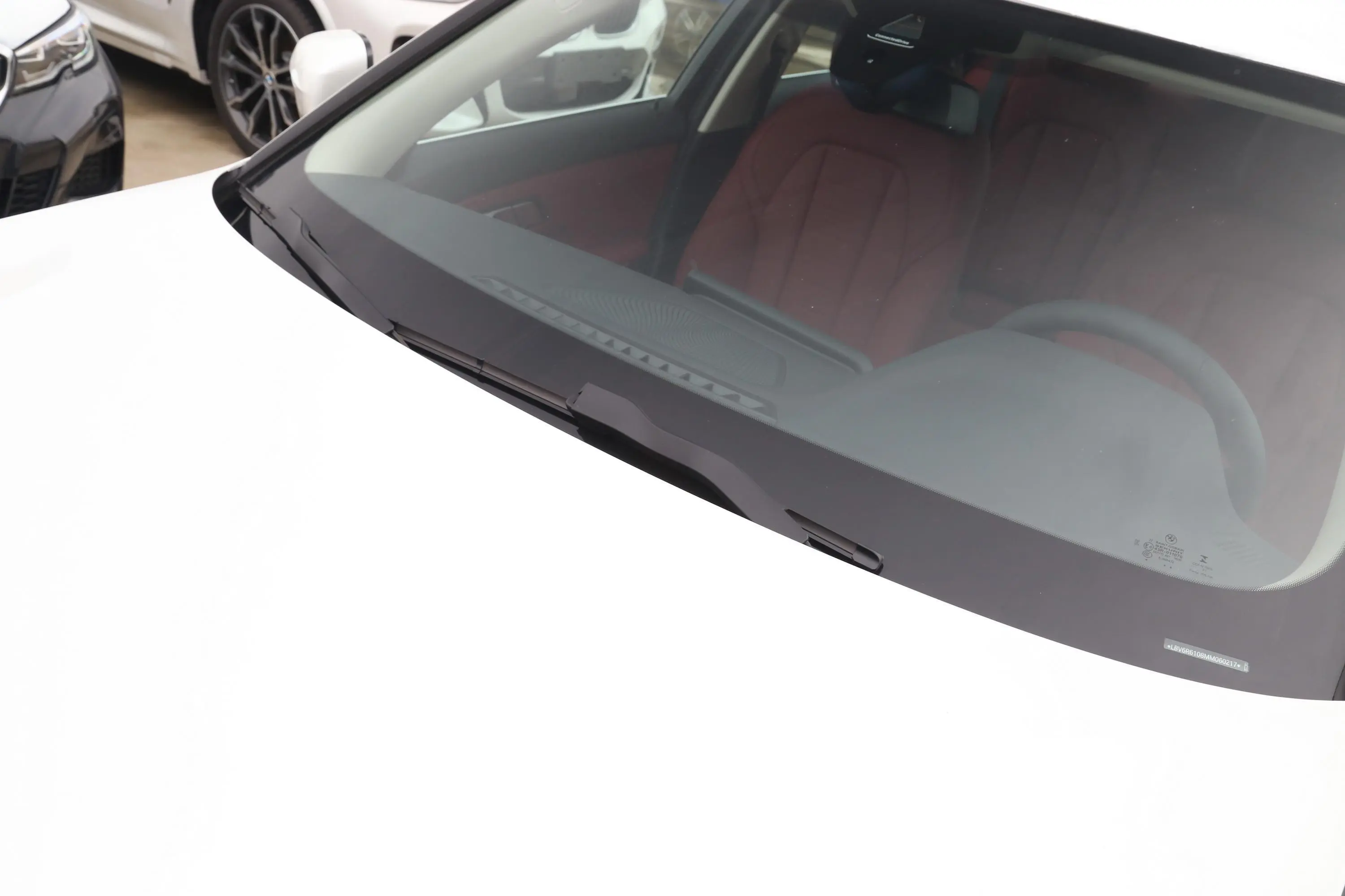 宝马3系改款2 325Li xDrive M运动套装外观