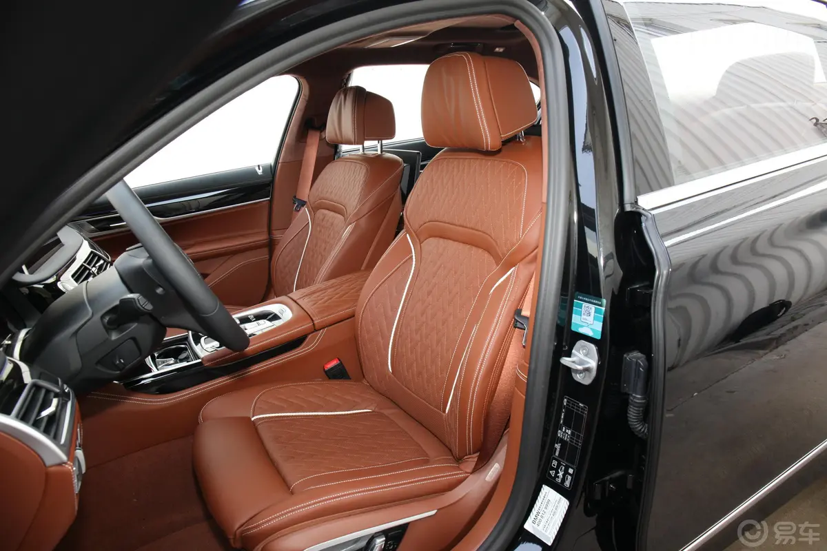 宝马7系改款 M760Li xDrive V12 豪华套装驾驶员座椅