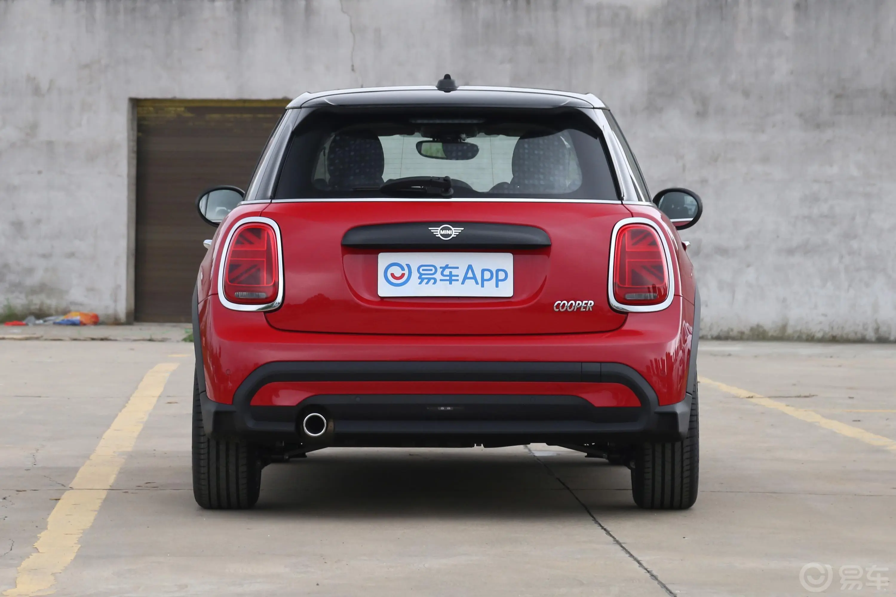 MINI1.5T COOPER 经典派 五门版正后水平