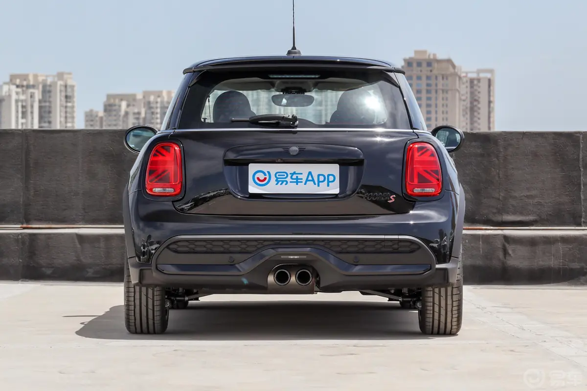 MINI2.0T COOPER S 经典派外观