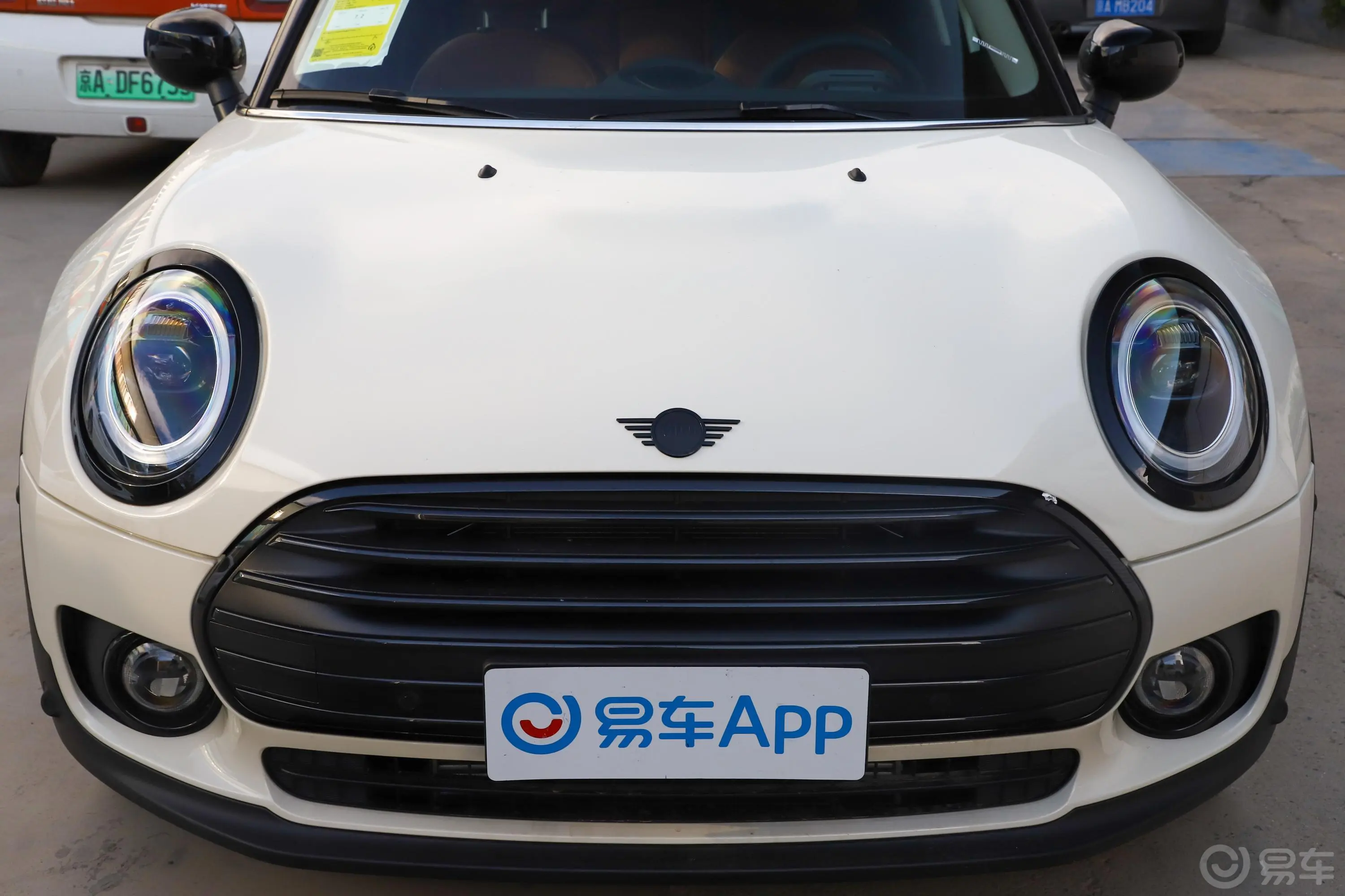 MINI CLUBMAN1.5T COOPER 鉴赏家外观