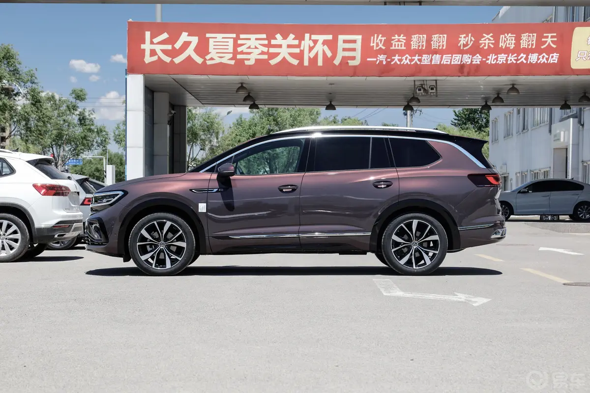 揽境380TSI 四驱R-Line拓境版正侧车头向左水平