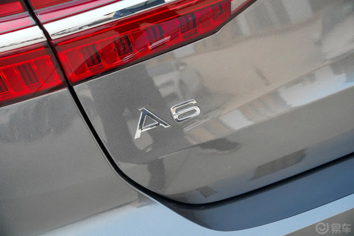 奥迪A6Avant 先锋派 40 TFSI 豪华动感型外观