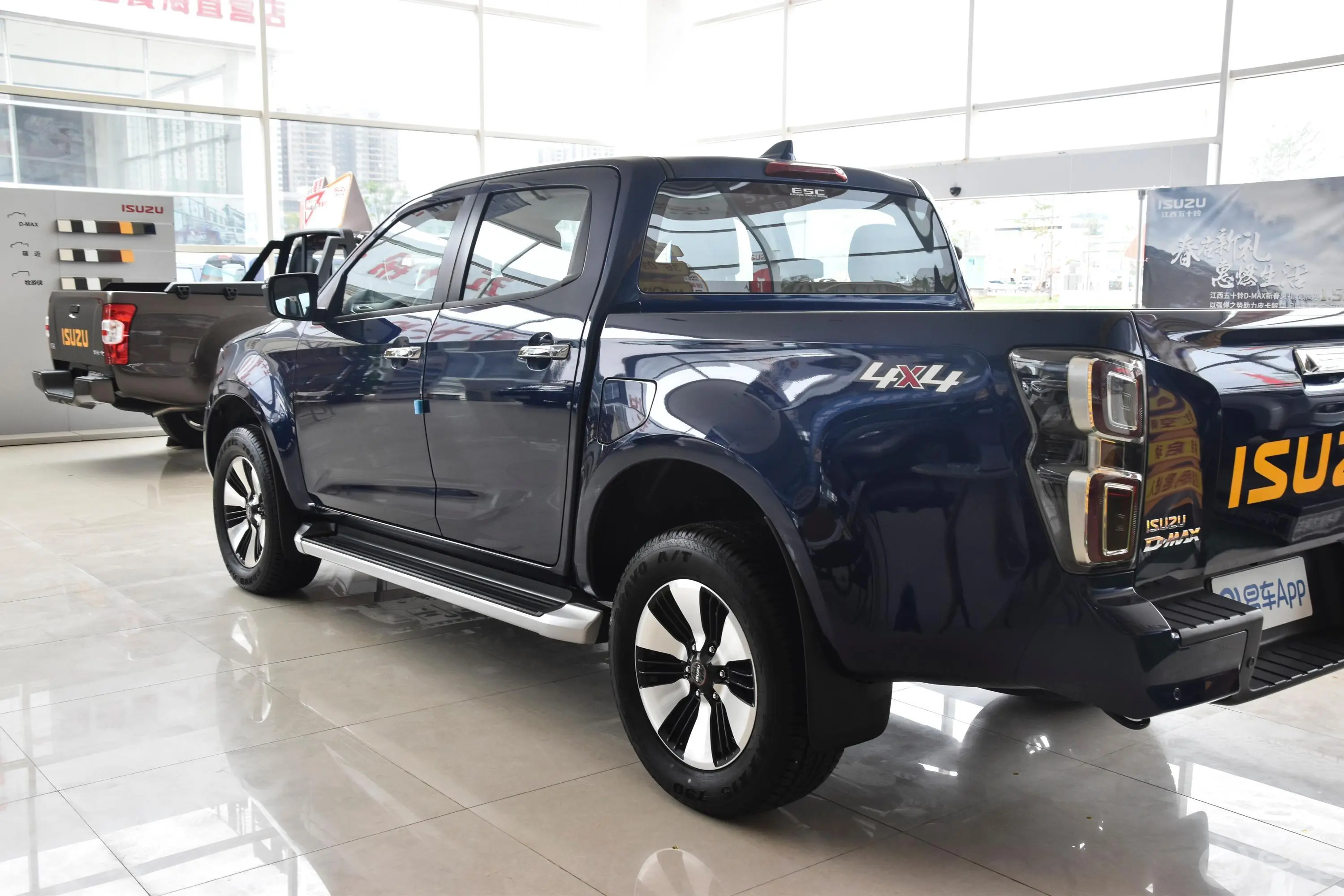 D-MAX1.9T 手动四驱Global劲动型外观细节