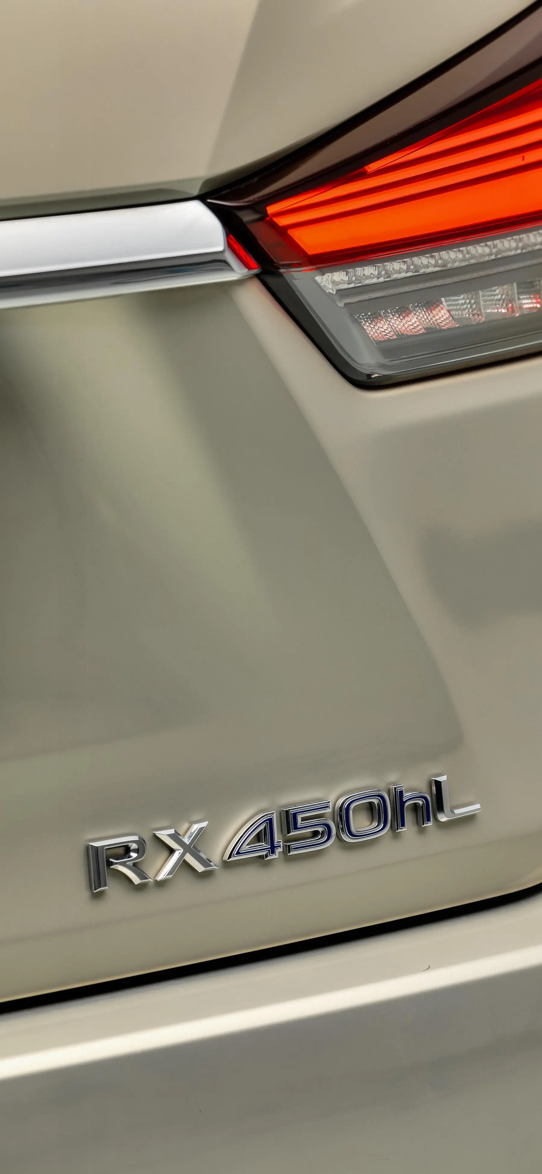 雷克萨斯RX改款 450hL 尊贵版 6座