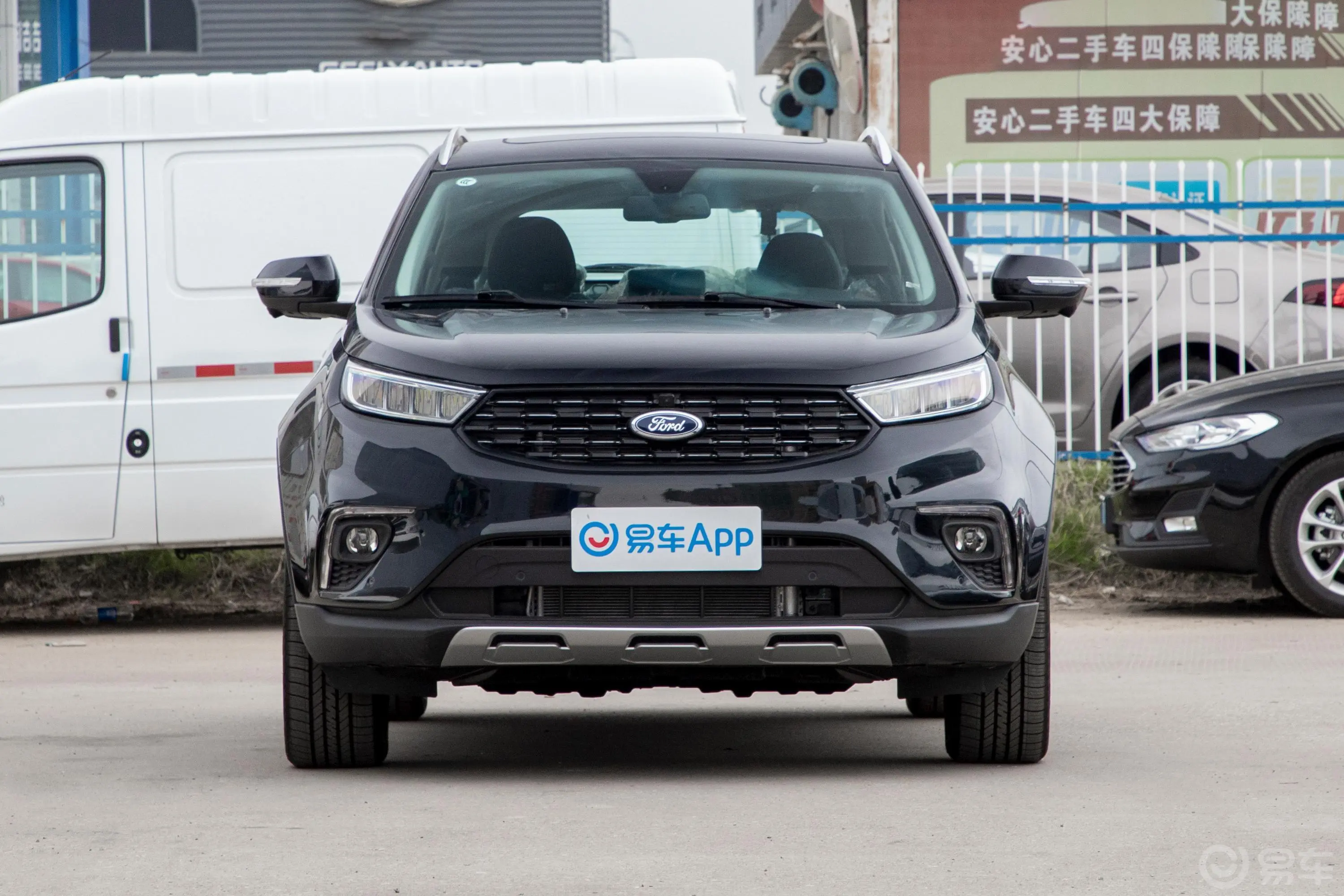 领界领界S EcoBoost 145 CVT 智领轻混型正前水平