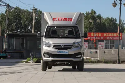 2021款 跨越王X3 东安1.6L 105马力 3.285米厢式 单排 舒适版 CNG 国Ⅵ内饰