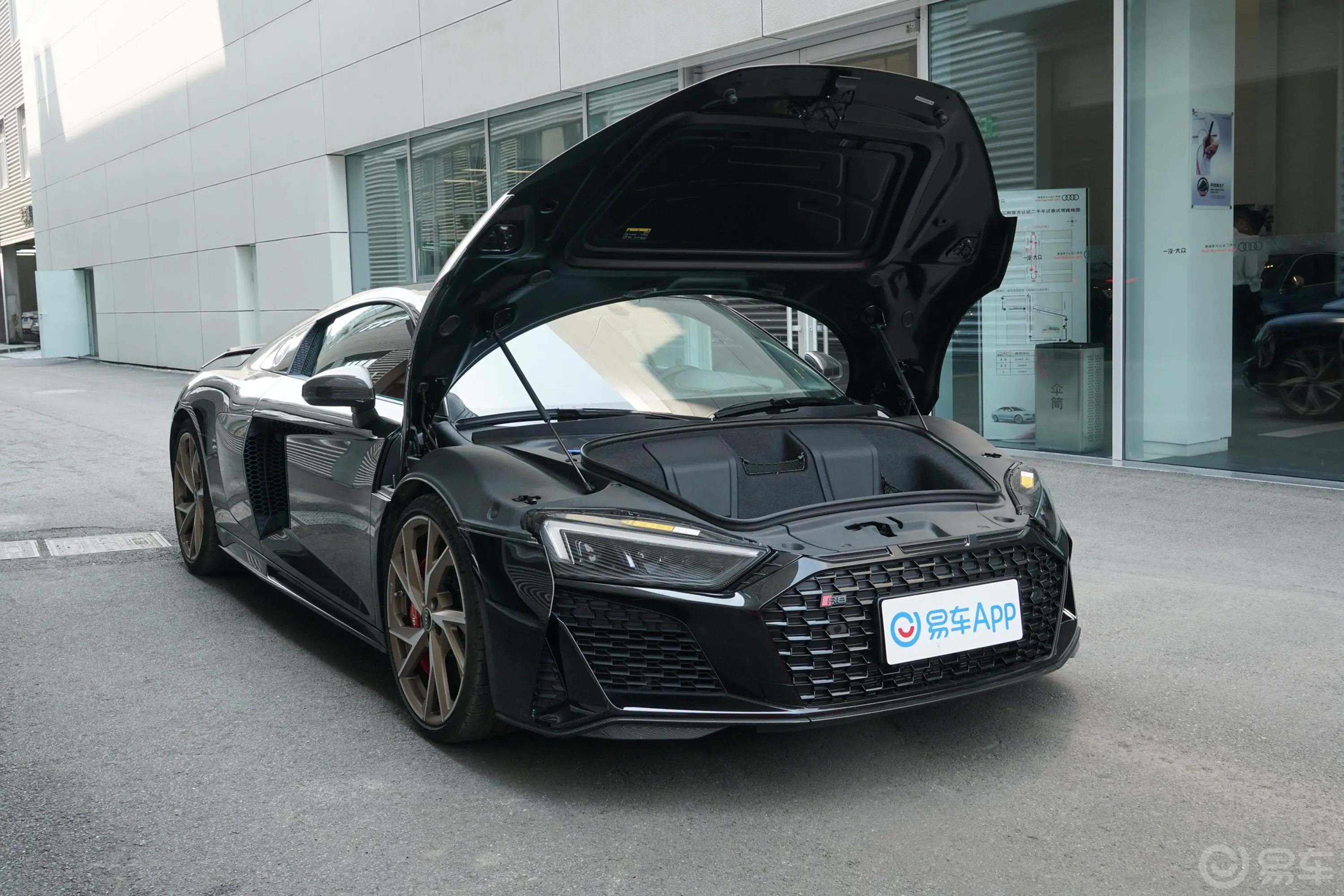 奥迪R8R8 V10 Coupe Performance后排座椅