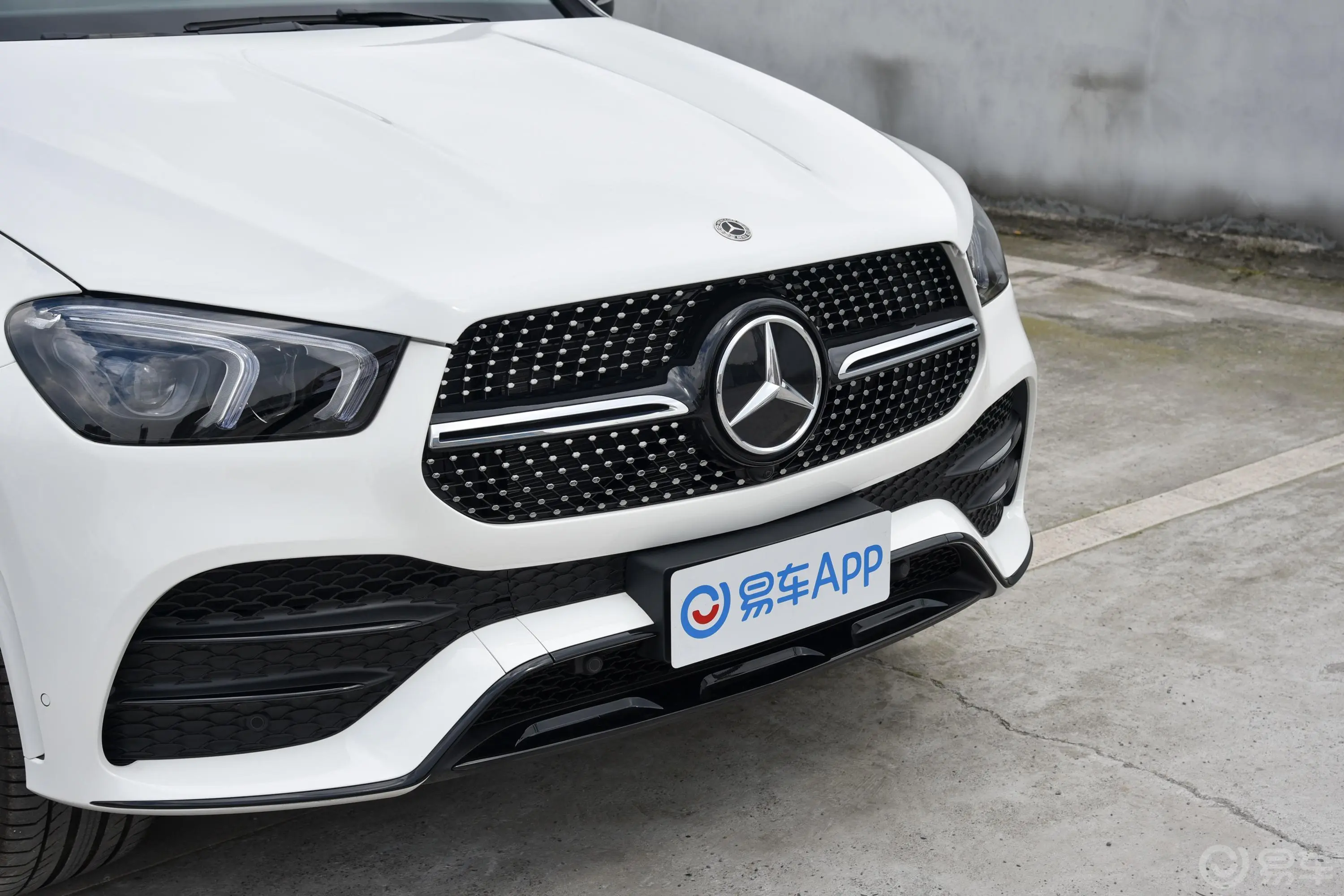 奔驰GLE轿跑GLE 350 4MATIC 轿跑SUV 豪华型外观