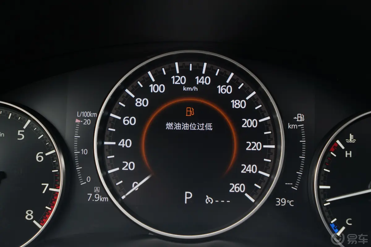 马自达CX-302.0L 自动嘉悦型内饰